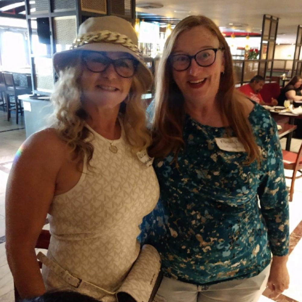 Love meeting new PFFs (Poshmark Friends Forever) at events!